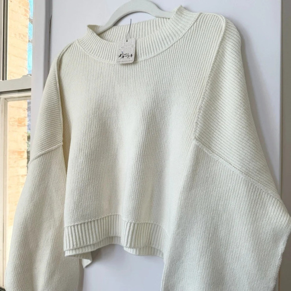 Free People Easy Street Crop Pullover Sweater Oversized Rib Crewneck Moonglow - Picture 7 of 13